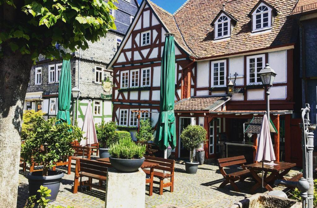 Amoneburg Hotel | Dombäcker