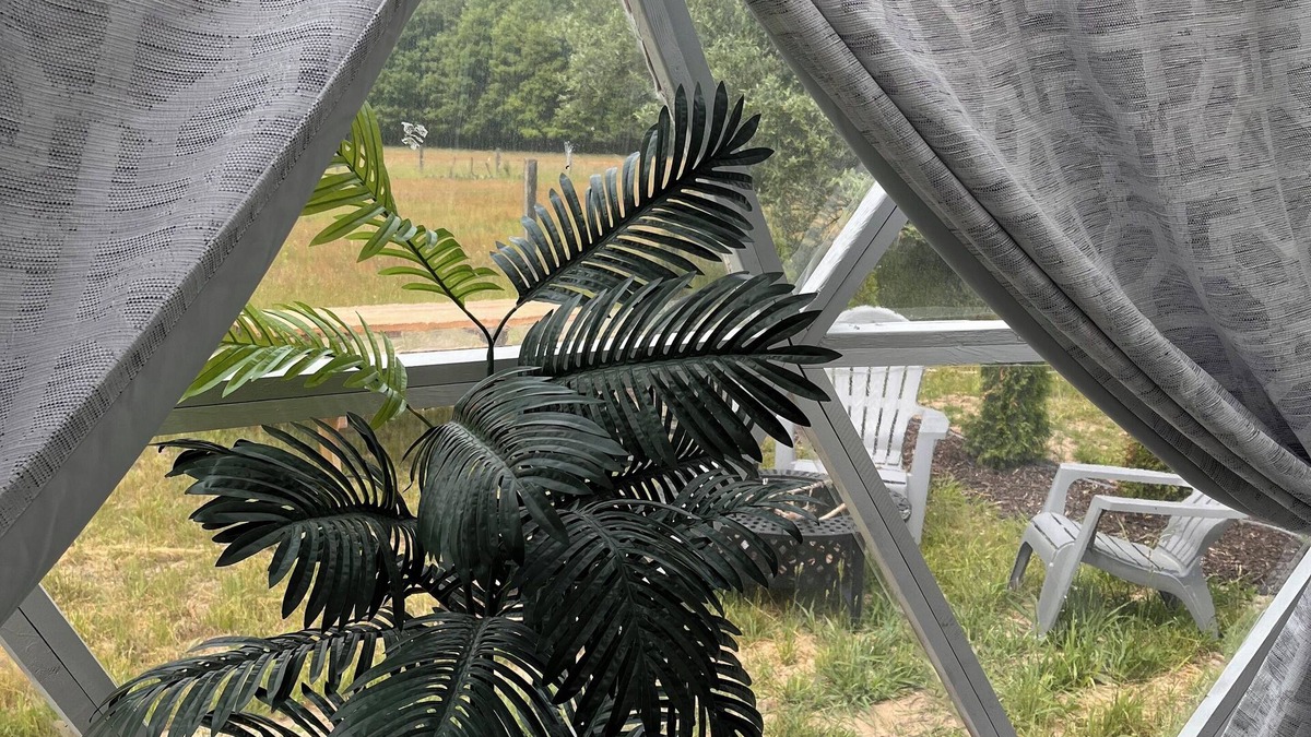 South Haven Cabin | Dome #10 - Dome Haven Glamping