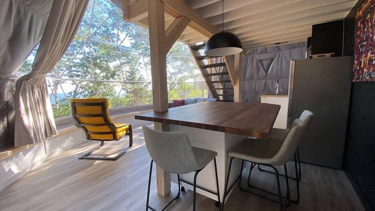 Perce Ski Chalet | Dome #5 ocean view at Domaine Renard
