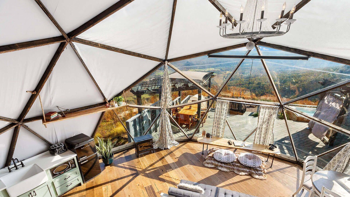Lupton City Villa | Dome - Best Views Sum