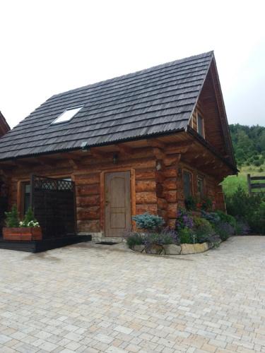 Ustrzyki Dolne Cabin | Domek-Górska Przystań