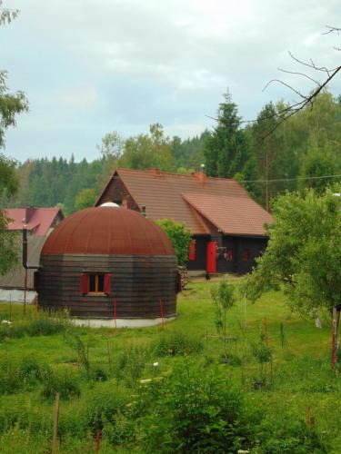 gmina Krempna Apartment | Domek Kopułowy Salamandra
