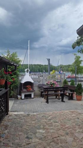 Mikolajki Cabin | Domek przy promenadzie w Mikołajkach