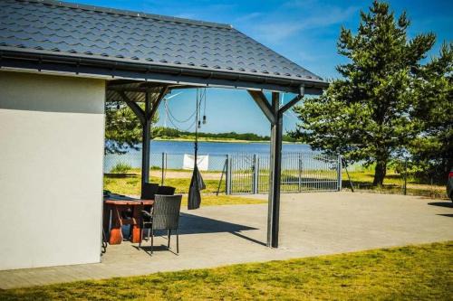 gmina Przykona House | Domek Przykona pierwsza linia brzegowa