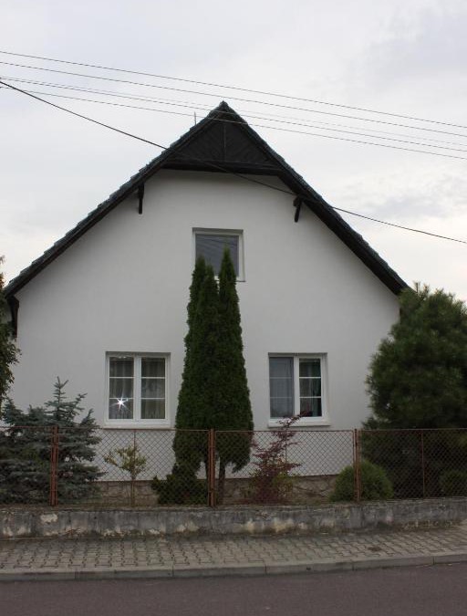 Bitov House | Domek u lesa