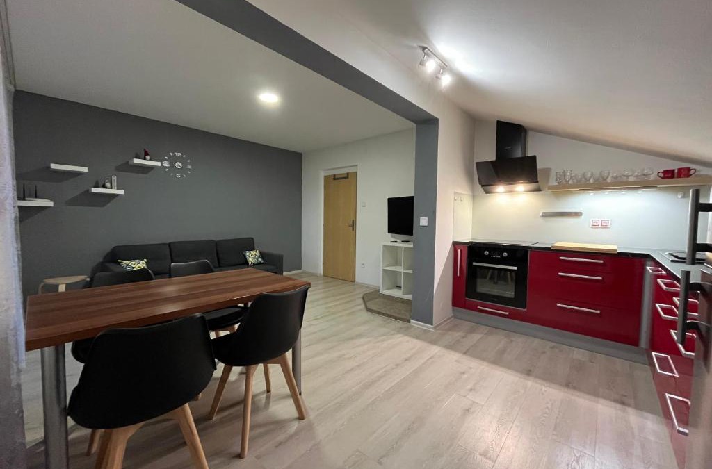 Rychnov nad Kneznou Apartment | Domek u tří kočiček