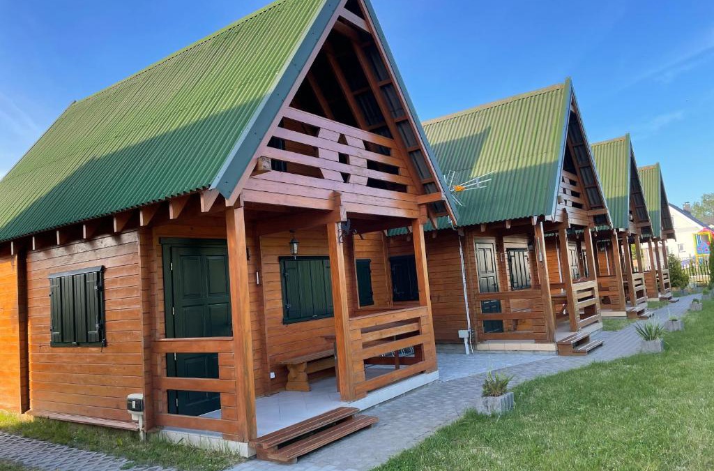 Dabki Cabin | Domki Letniskowe Malinka Dąbki Bobolin