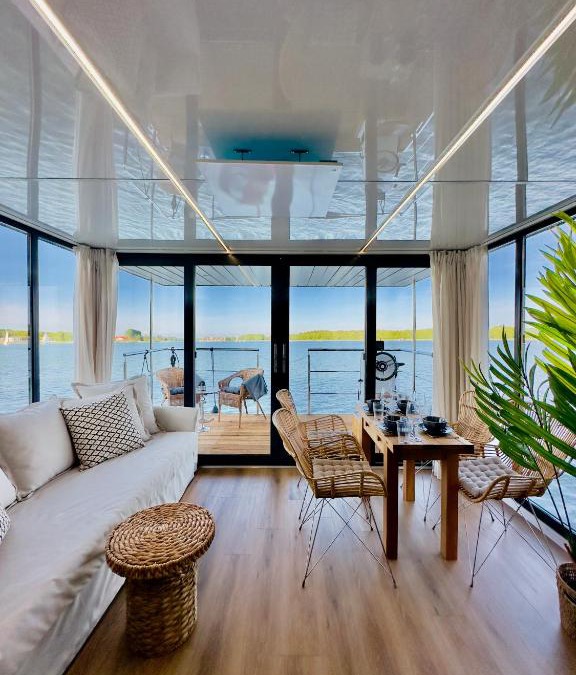 Kozin Apartment | Domki na wodzie - Resort 36 Houseboats