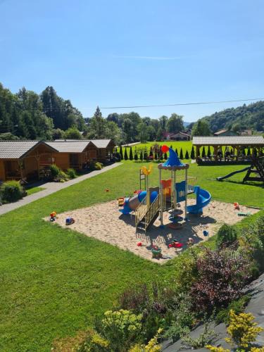 gmina Lewin Kłodzki Ski Chalet | DOMKI POD ZIELONYM WZGÓRZEM