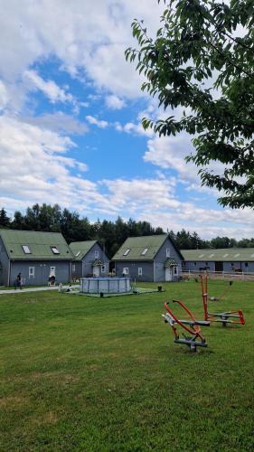 Rewal House | Domki Przy Stajni