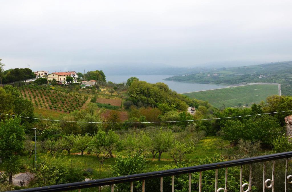 Campolattaro House | DOMUS LACUS