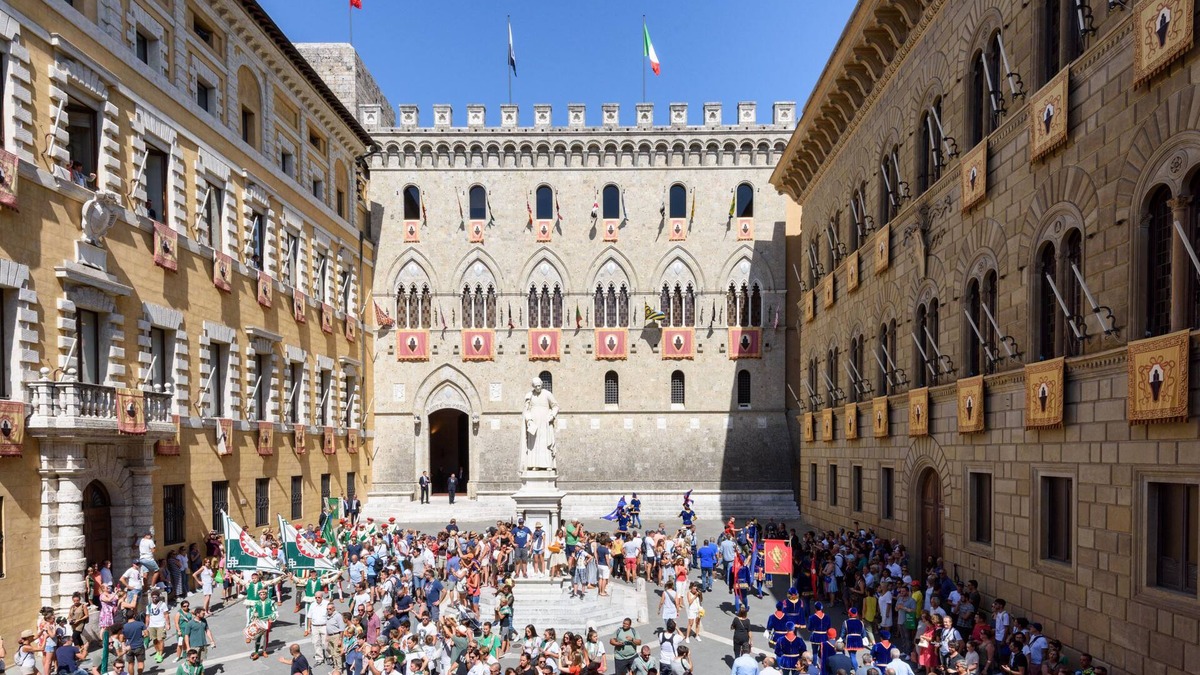 Siena Historical Center House | Domus Nannini SPA - Palazzo Nannini - Loggia Salimbeni