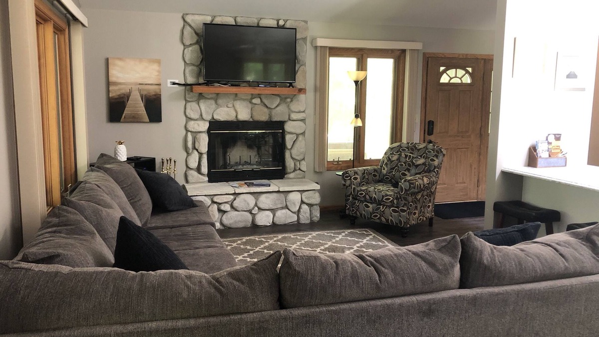 Williams Bay House | Dons Bay Getaway in Lake Geneva