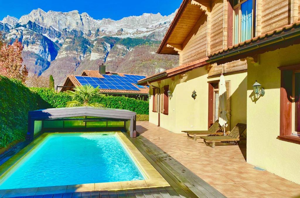 Quarten House | Doodle's Amazing Chalet -Walensee - Flumserberg - Churfirsten - Heidiland - Pool - Sauna