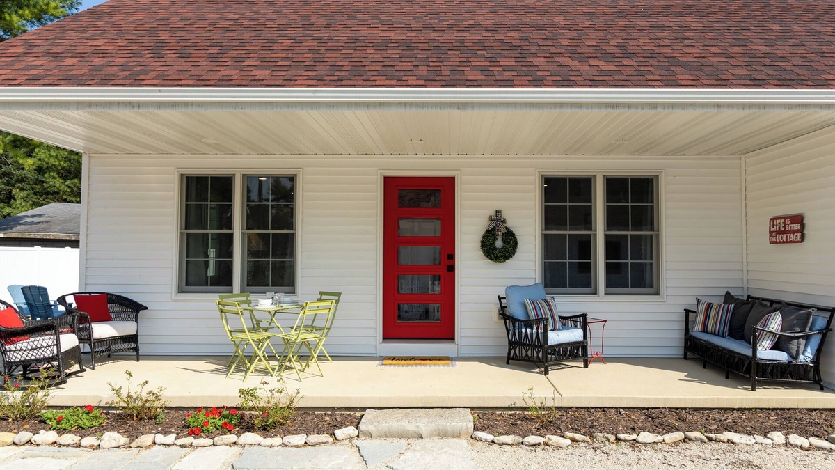 Jacksonport Cottage | Door County Cottage steps from Lake Michigan Beach in Jacksonport WI