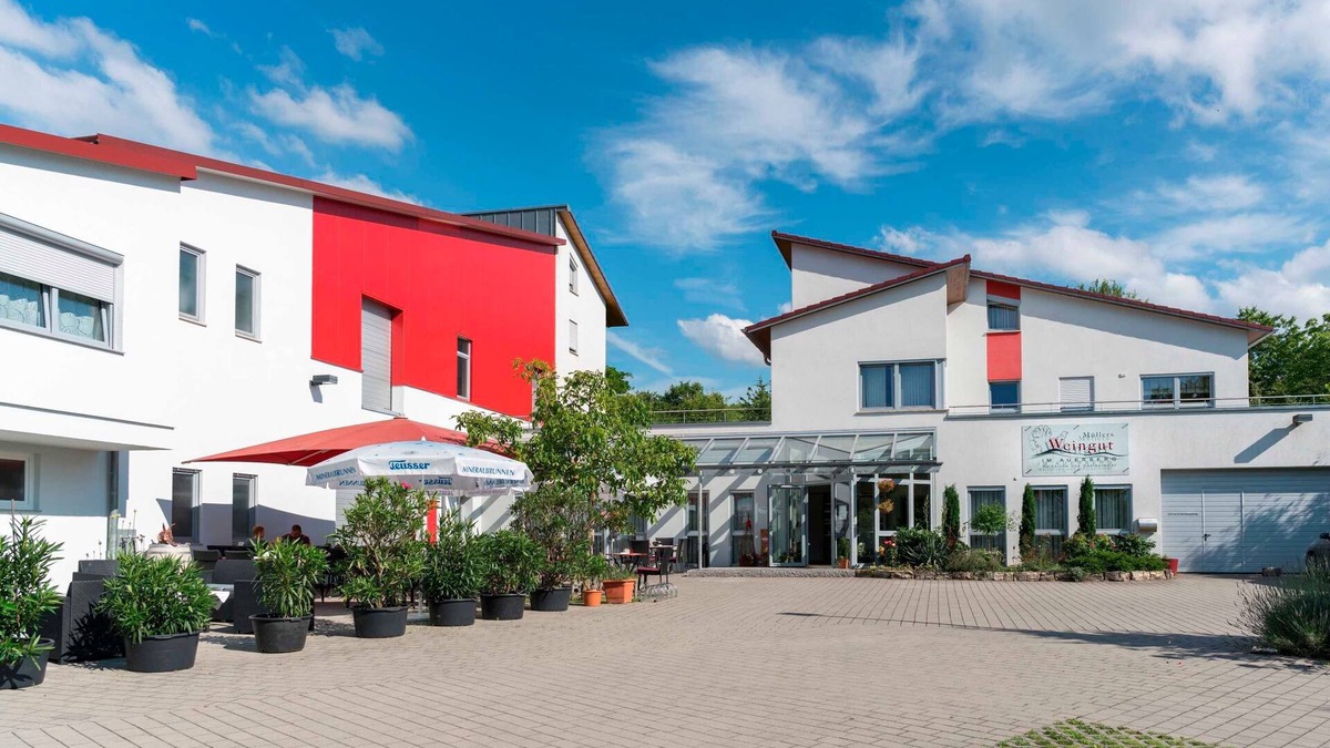 Nordheim Apartment | Doppelzimmer 1 - Müllers Weingut und Weinstube im Auerberg