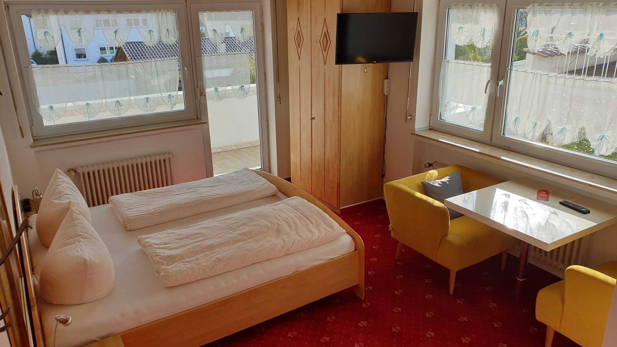Meersburg Bed & Breakfast | Doppelzimmer 2 - Gästehaus am Lindenweg
