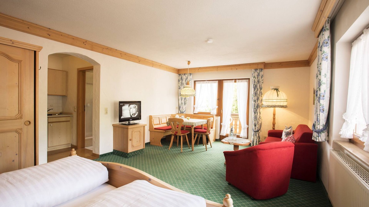 Waldau Apartment | Doppelzimmer Appartement im Gästehaus "Marie Antoinette"