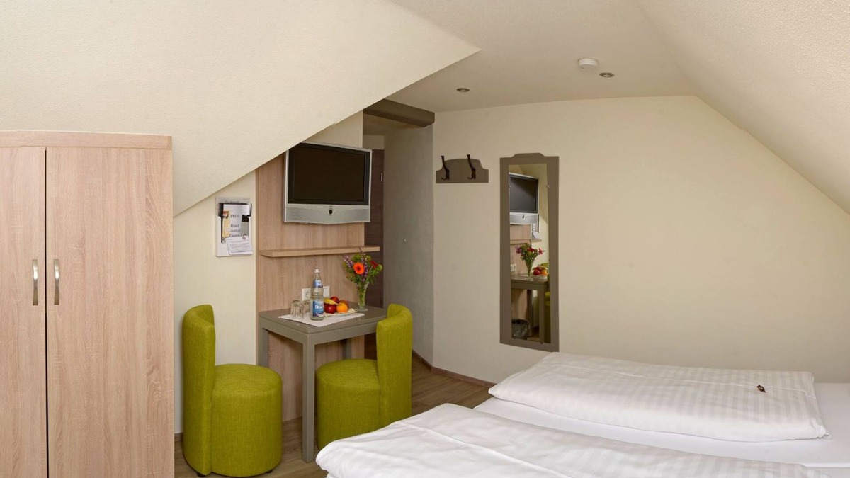 Oberreitnau Apartment | Doppelzimmer Standard 18qm mit WC und Dusche