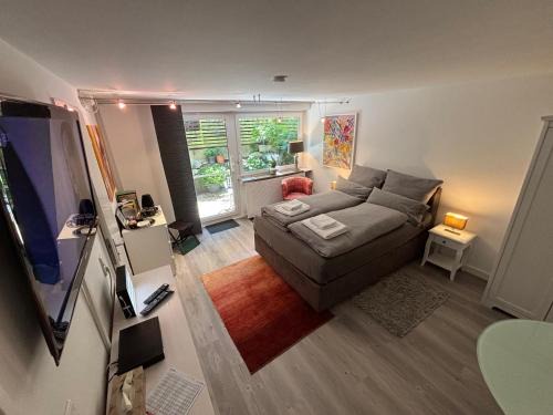 Birkach-Sud Apartment | Doppelzimmer in Stuttgart-Birkach - Nähe Musicals im SI-Zentrum, Messe, Flughafen, Uni Hohenheim