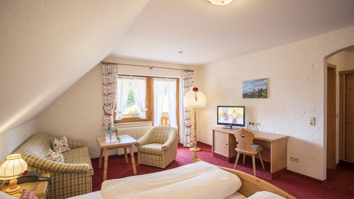 Waldau Apartment | Doppelzimmer Komfort im Gästehaus "Marie Antoinette"