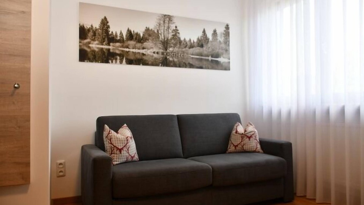 Bermuthshain Apartment | Doppelzimmer mit Frühstück