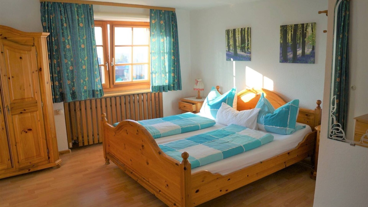 Bonndorf Apartment | Doppelzimmer mit Terrasse