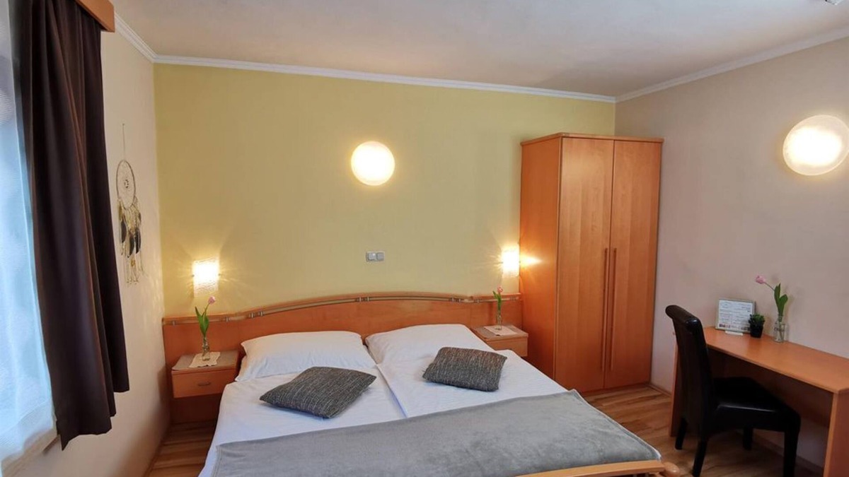 Feldbach Bed & Breakfast | Doppelzimmer Standard, Teilweise mit Balkon - Hotel & Wirtshaus Hödl-kaplan