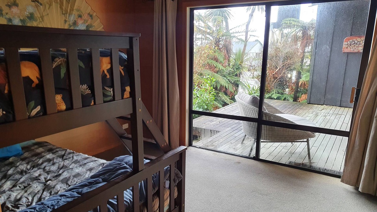 Westland District House | Dormouse House at Neils Beach