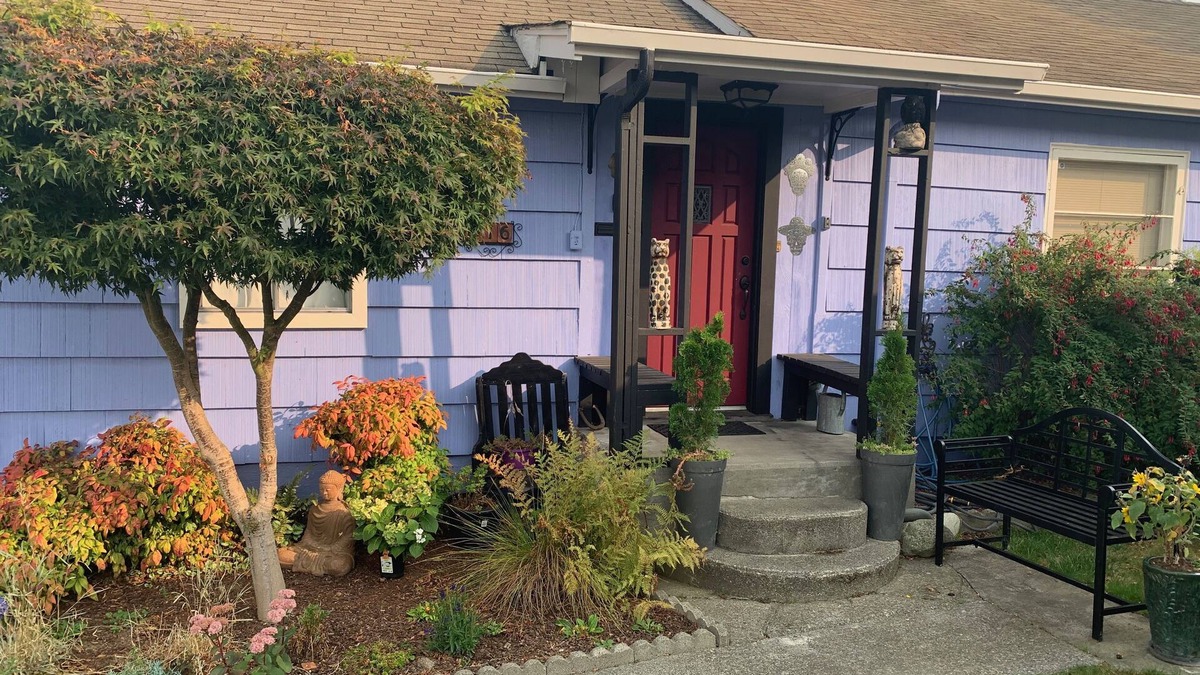 Retsil House | Dotty's Place Downtown