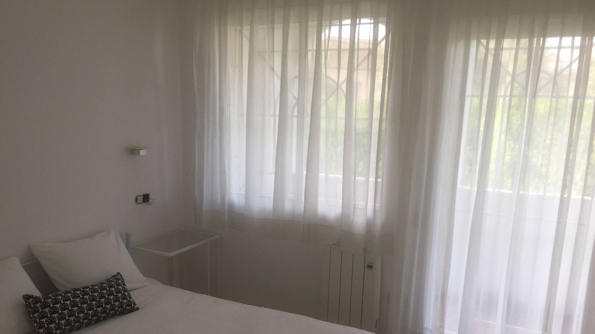Valencina de la Concepcion Apartment | Double room with bathroom 2. In 3 bedroom apartment
