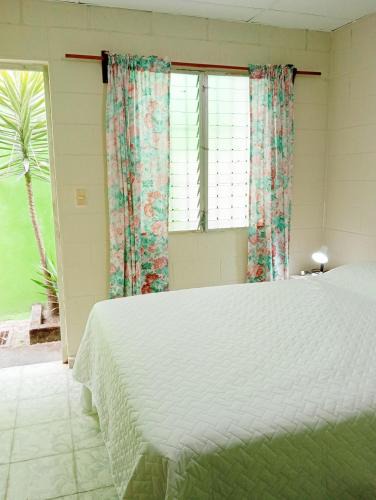 San Salvador House | Double Bed