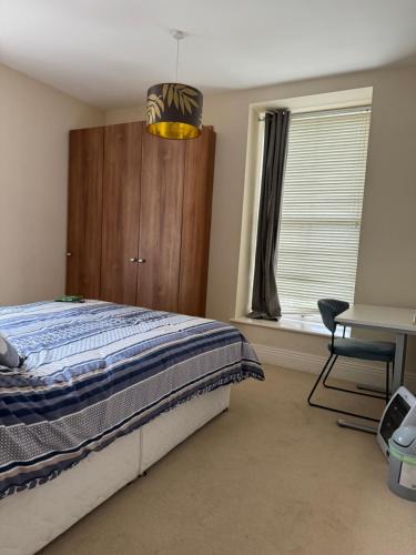 Cork House | Double Bedroom with private bathroom close to Cork city