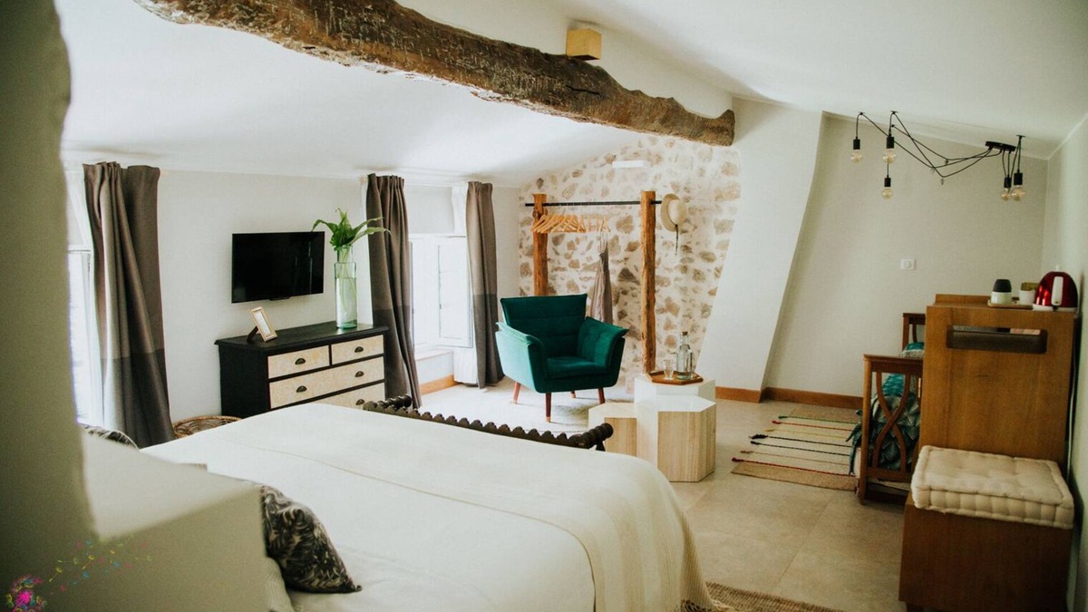 Saint-Jeannet House | Double or Twin-Comfort-Ensuite-Garden view