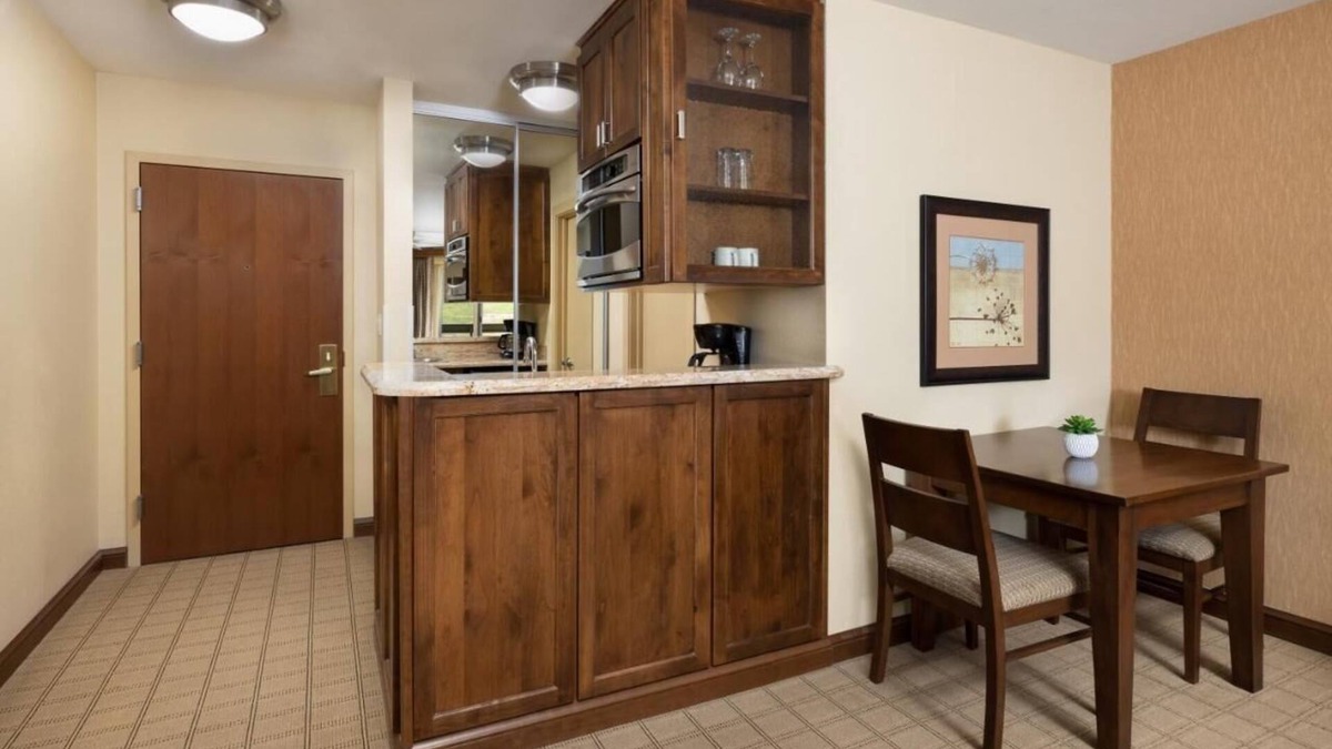 Crested Butte Hotel | Double Queen Room with Pristine Valley Views, Elevation Hotel, 2 Family Rooms