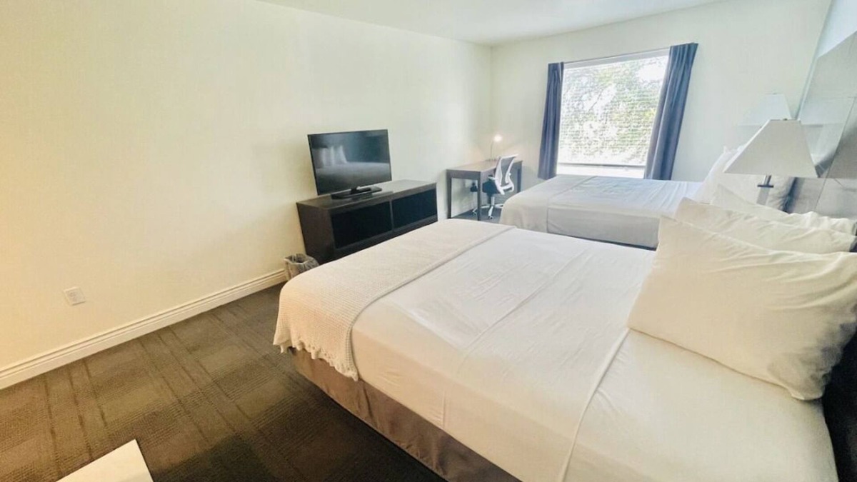 Cuero House | Double Queen With Kitchenette at FairBridge Inn & Suites Cuero, Free Parking!