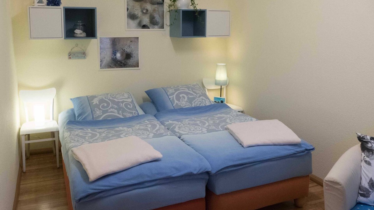 Lutherstadt Wittenberg Cottage | Double room 1 online - Pension im Adventhaus