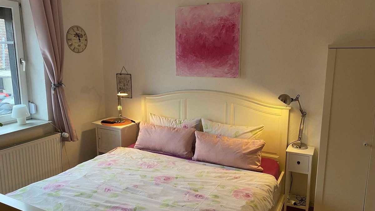 Osterholz-Scharmbeck Apartment | Double room with bathroom - bed&breakfast Worpsweder Blick