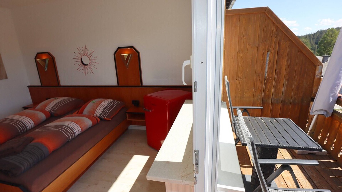 Schoenwald Apartment | Double room - 20m² with balcony - fantastic view