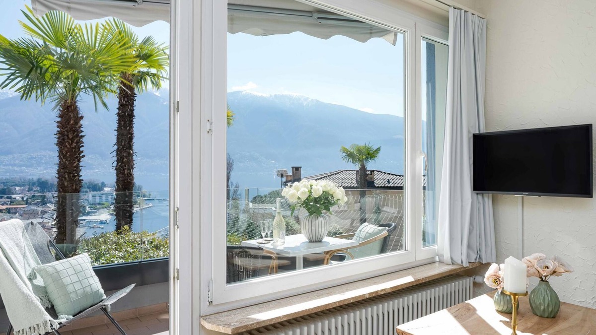 Ascona Apartment | Double Room Classic by Interhome