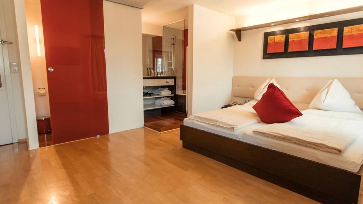 Parsch House | Double room Classic - non refundable rate - Rosenvilla, Hotel