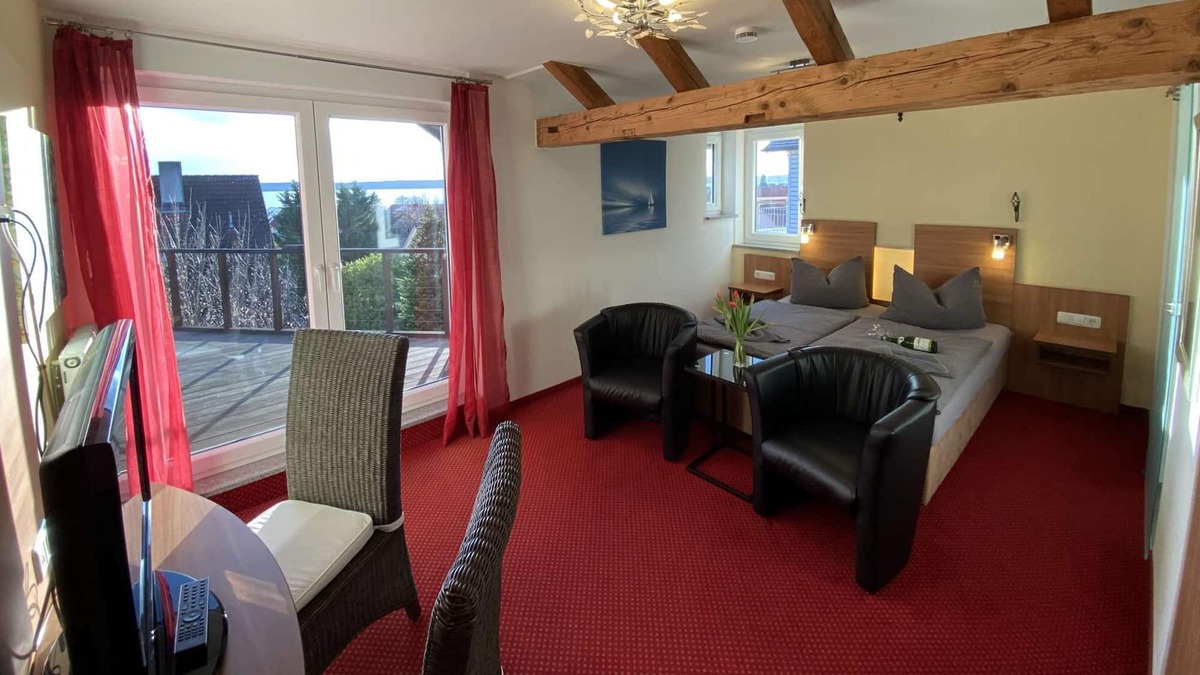 Hagnau House | Double room with extra bed balcony/lake view