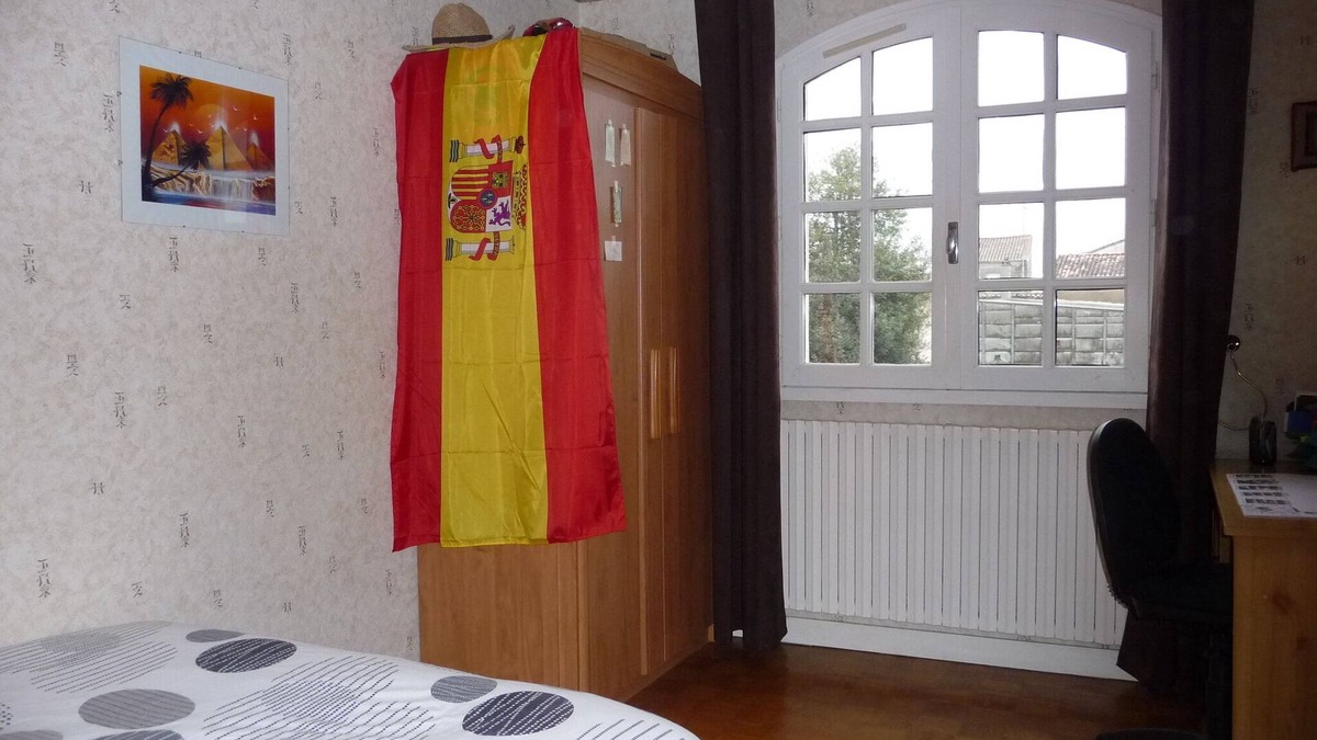 Ruelle-sur-Touvre House | Double room for the comic book festival