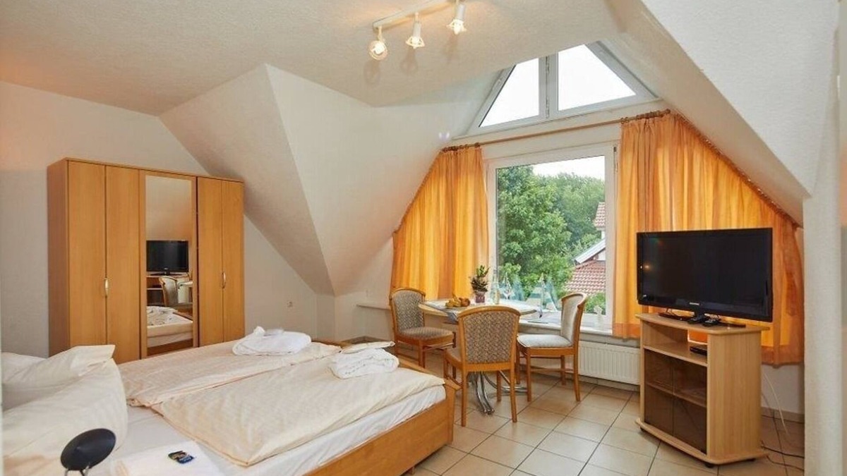 Muehbrook Apartment | Double room for 2 guests with 20m² in Mühbrook (119625)