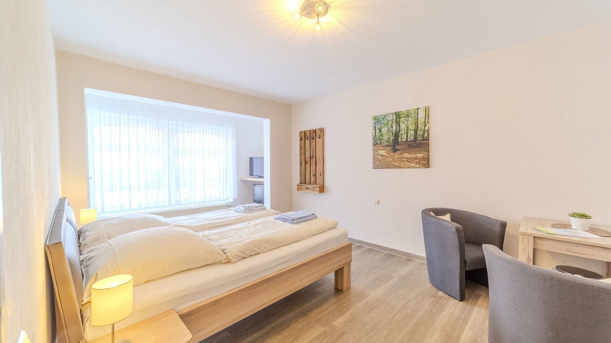 Meppen Apartment | Double Room for 2 Guests with 25m² in Meppen (95759)