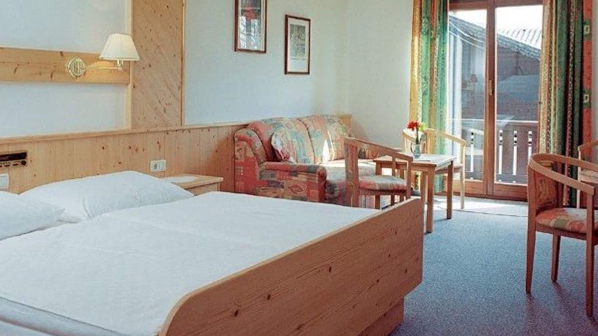 Attersee Apartment | Double room lake view - Hotel Hemetsberger