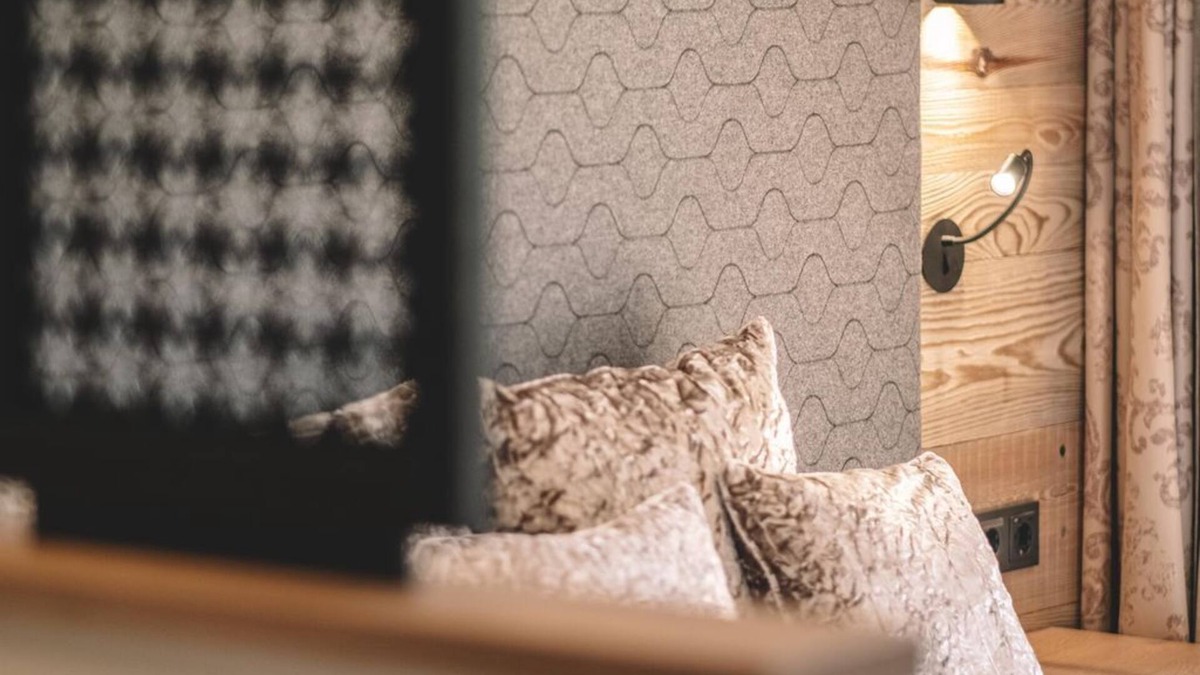 Warth Apartment | Double room 'Lavender' - Lech Valley Lodge