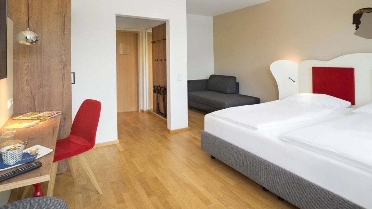Nonntal House | Double Room Plus - JUFA Hotel Salzburg City*