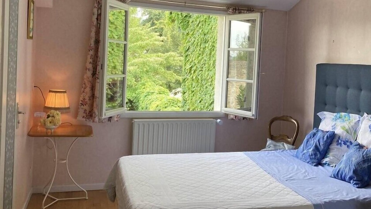 Remoncourt House | Double Room Queen Size with Garden View