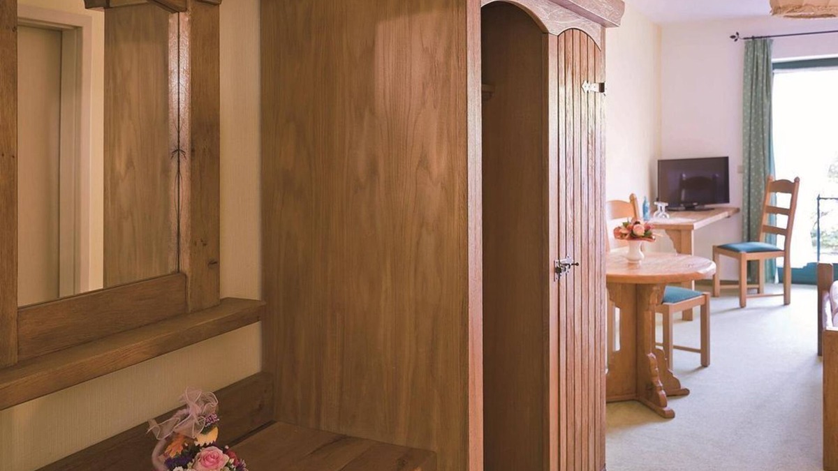 Rammenau House | Double room, shower or bath, WC - Forsthaus Luchsenburg